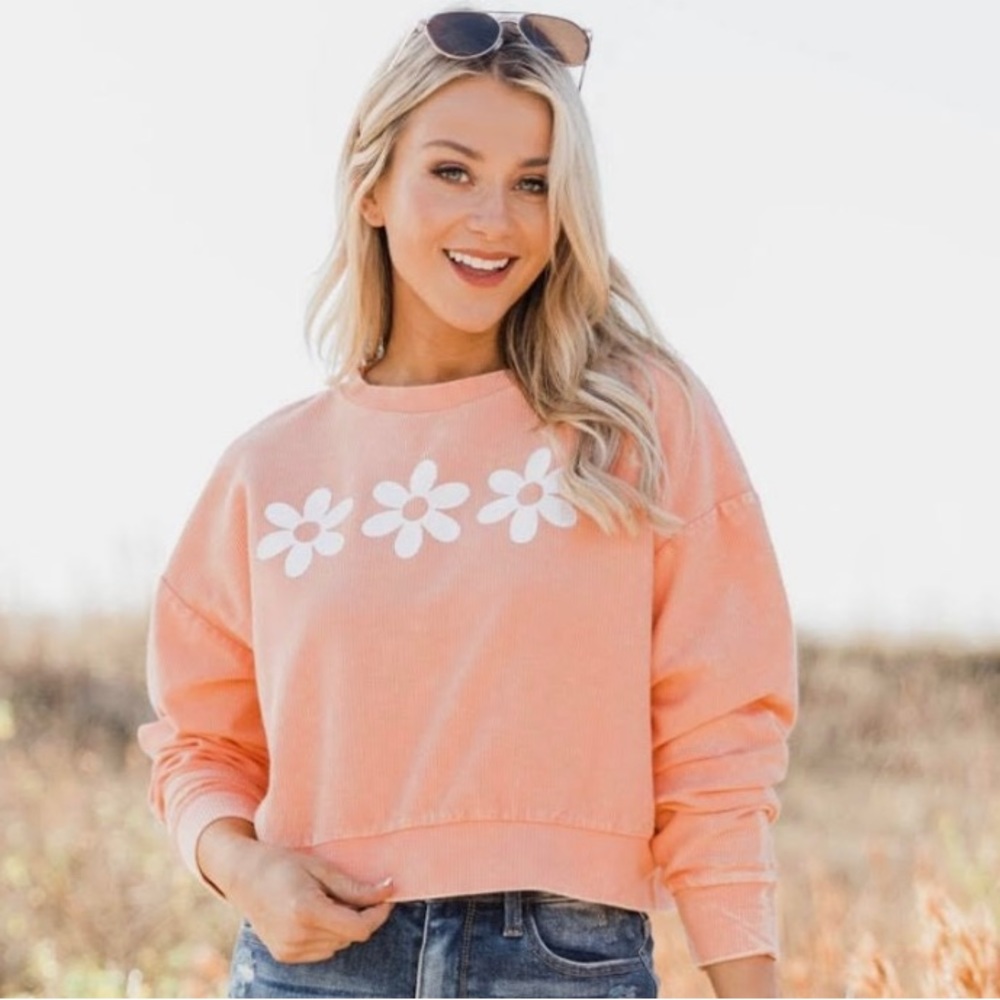 Coral Daisy Pink Lily Cropped crew